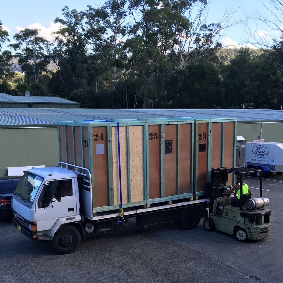Surfside Removals & Storage | moving company | 14 Pile Rd, Somersby NSW 2250, Australia | 1300006683 OR +61 1300 006 683