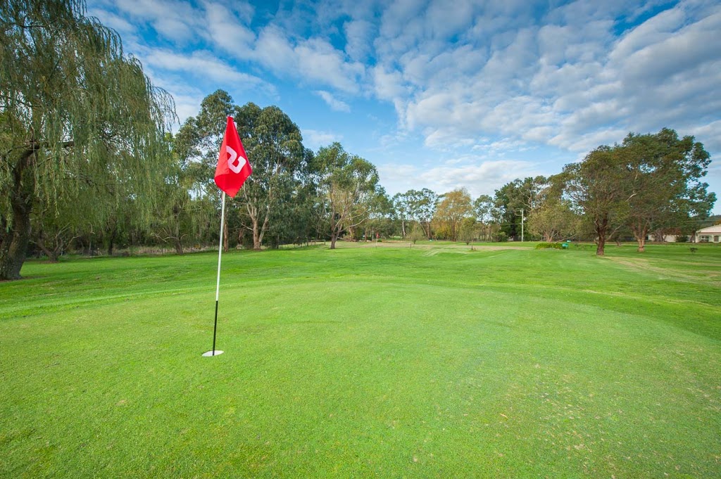 Berwick Montuna Driving Range | 295 Beaconsfield-Emerald Rd, Beaconsfield VIC 3807, Australia | Phone: (03) 9707 1887