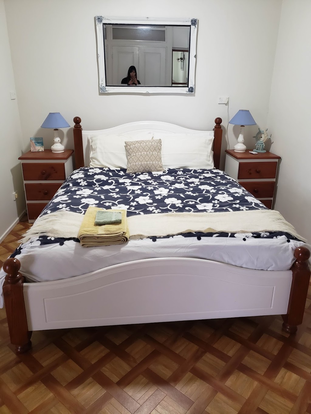 Pelican Bay Homestay | 37 Deane St, St Georges Basin NSW 2540, Australia | Phone: 0449 033 920