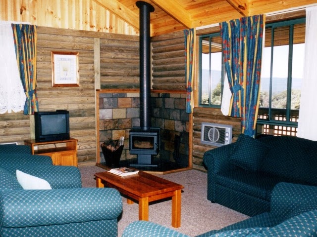 Happy Wanderer Holiday Resort | lodging | 2493 Northern Grampians Rd, Wartook VIC 3401, Australia | 0353836210 OR +61 3 5383 6210
