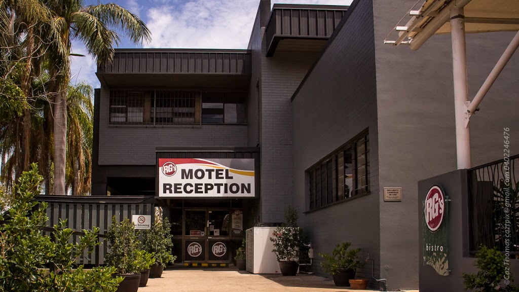 Rocky Glen Hotel | lodging | 7 Dawson Hwy, West Gladstone QLD 4680, Australia | 0749722977 OR +61 7 4972 2977