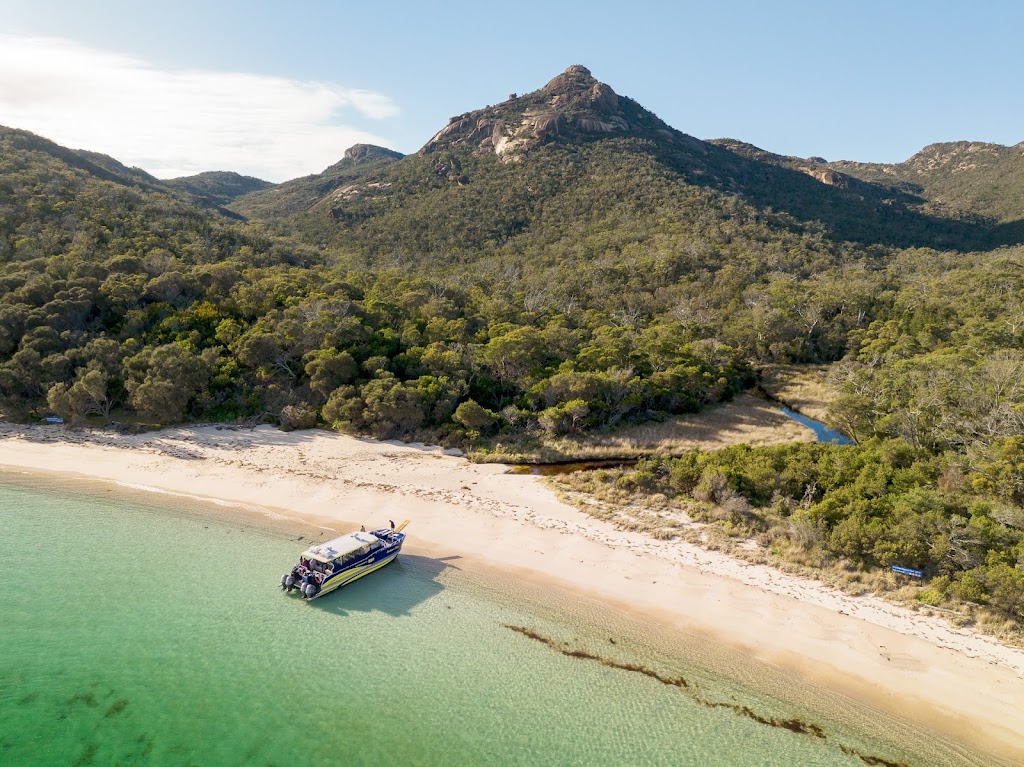 Freycinet Aqua Express | Garnet Ave, Coles Bay TAS 7215, Australia | Phone: (03) 6257 0355