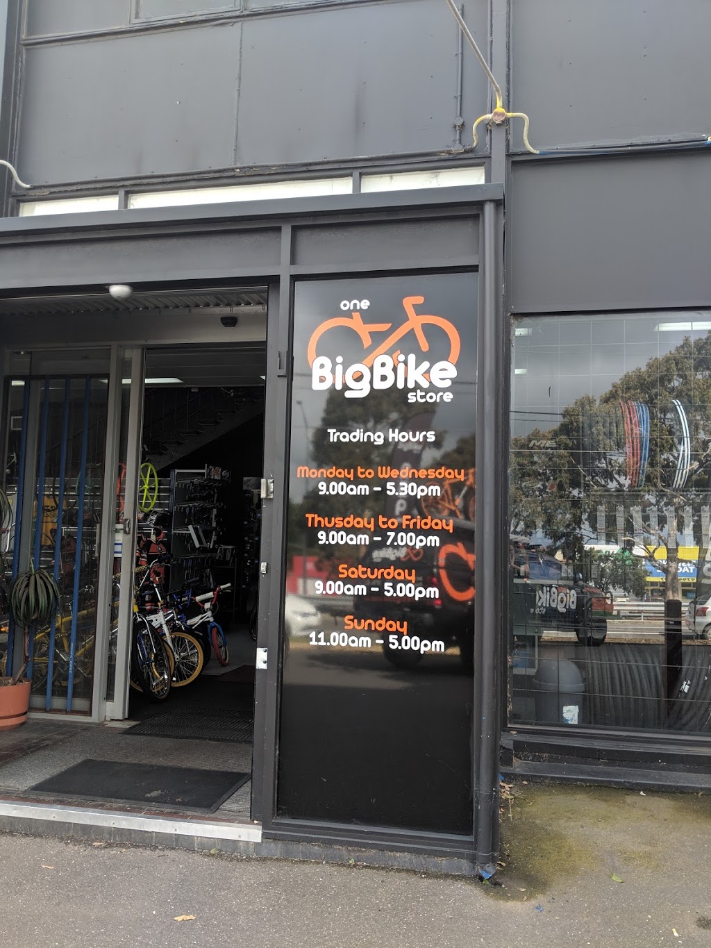 One Big Bike | bicycle store | 240-248 Princes Hwy, Dandenong VIC 3175, Australia | 0397946588 OR +61 3 9794 6588