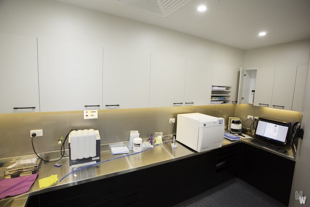 The Endodontic Centre | doctor | Suite 1/8 Clay Dr, Doncaster VIC 3108, Australia | 0385893688 OR +61 3 8589 3688