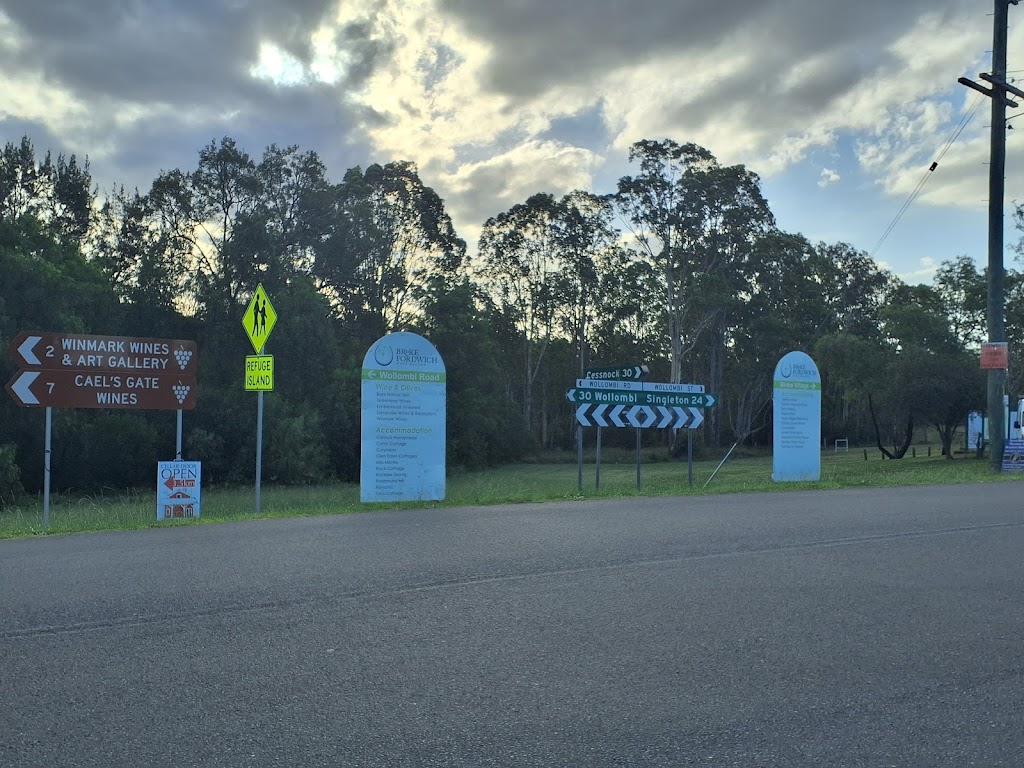 Singleton Council Tourism Sign | 4 Wollombi St, Broke NSW 2330, Australia | Phone: (02) 6578 7560