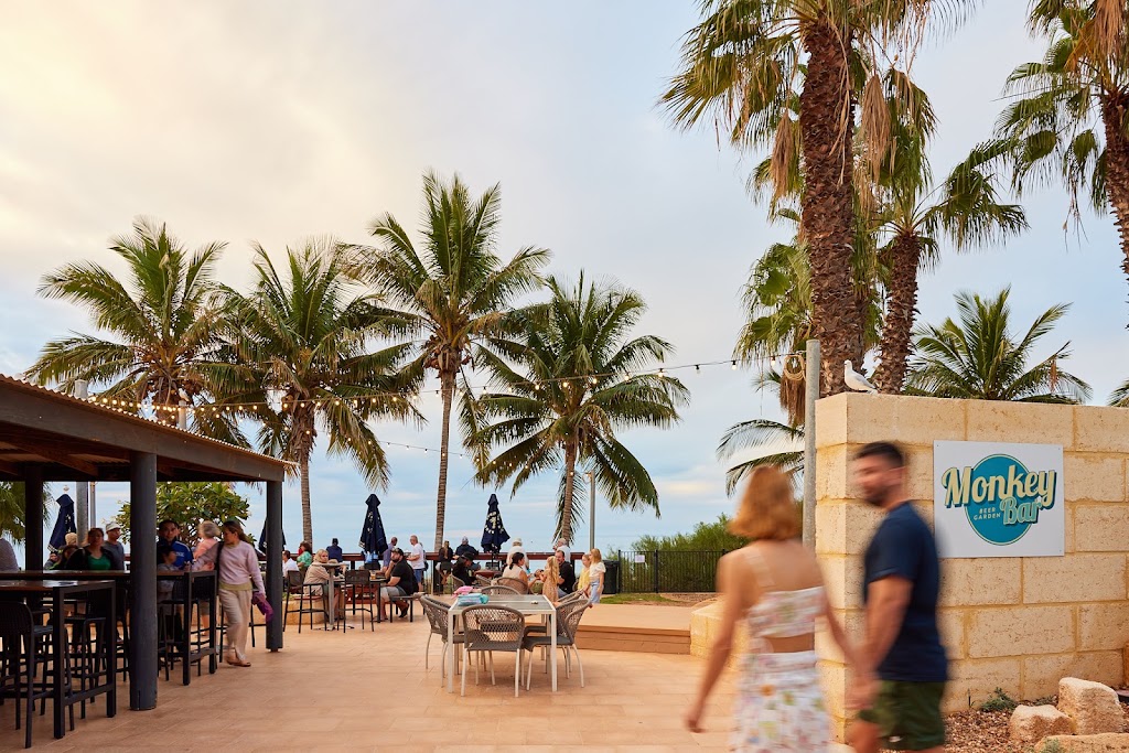 Monkey Bar | 1 Monkey Mia Rd, Monkey Mia WA 6537, Australia | Phone: 1800 871 570