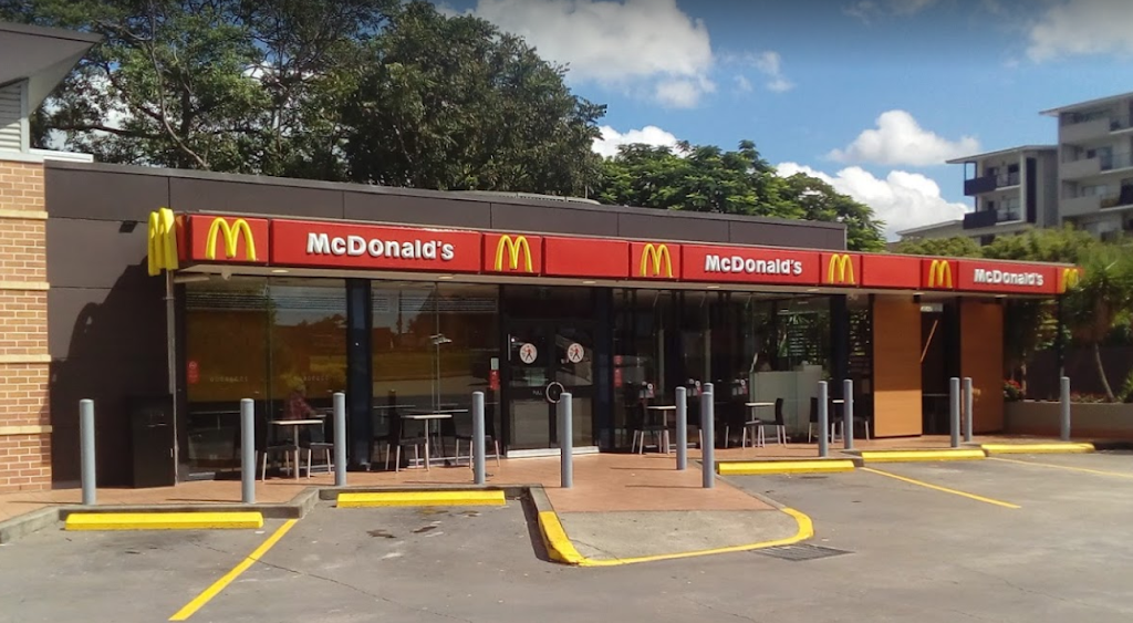 McDonalds Windsor West | meal takeaway | 172 Lutwyche Rd, Windsor QLD 4030, Australia | 0733573566 OR +61 7 3357 3566