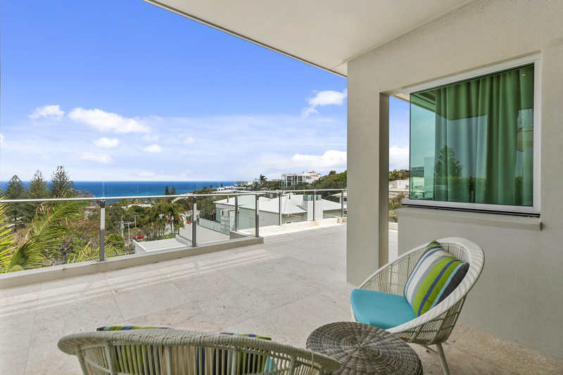 1/18 Douglas Street - Noosa Luxury Holidays | 1/18 Douglas St, Sunshine Beach QLD 4567, Australia | Phone: (07) 5448 0458