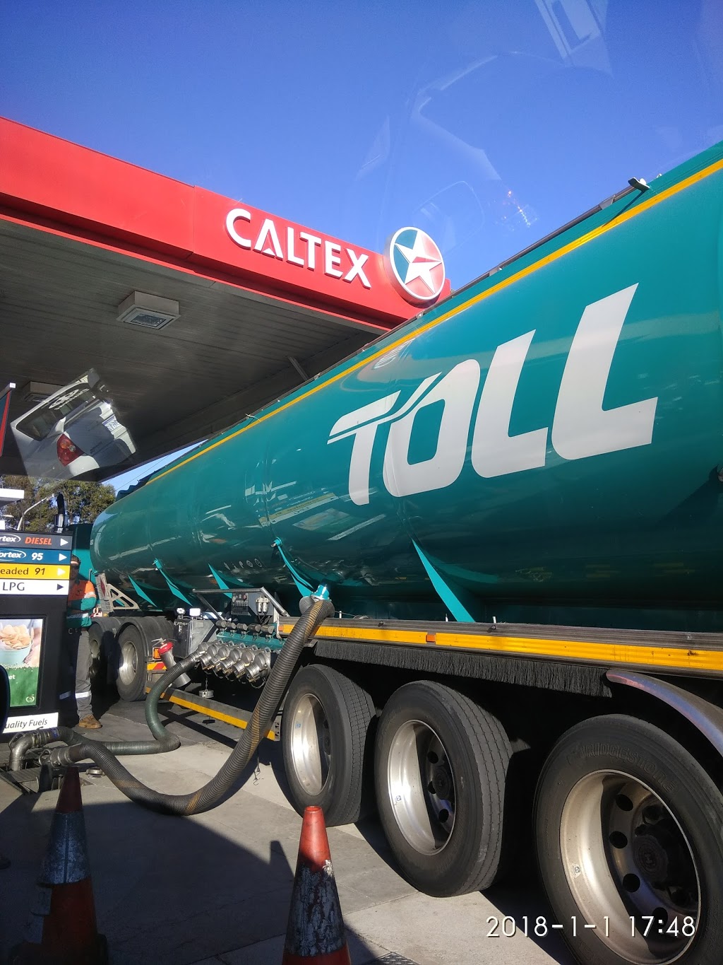 Caltex Woolworths | gas station | 63 William St, Beckenham WA 6107, Australia | 0892588413 OR +61 8 9258 8413