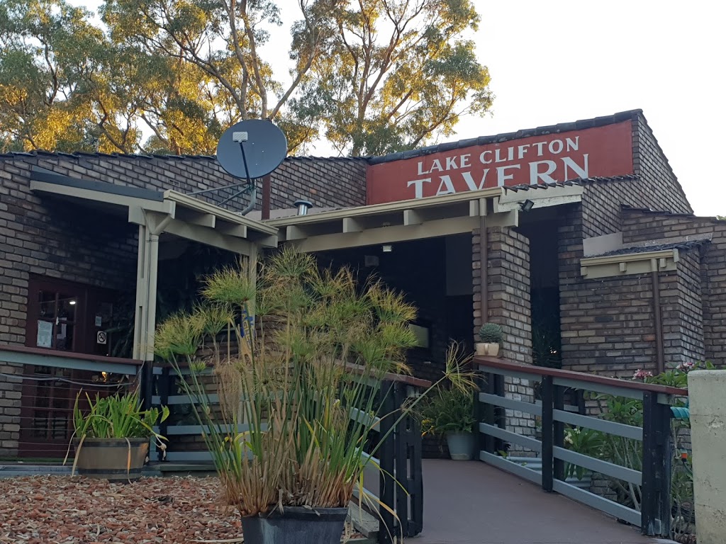 Lake Clifton Tavern and Motel | lodging | 3236 Old Coast Rd, Lake Clifton WA 6215, Australia | 0897391010 OR +61 8 9739 1010