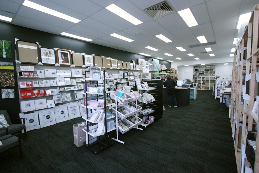 Snapshot Photos Gisborne | store | Shop 2/18 Brantome St, Gisborne VIC 3437, Australia | 0354282526 OR +61 3 5428 2526