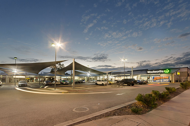 Woodlands Village Shopping Centre | 28 Palm Dr, Deeragun QLD 4818, Australia | Phone: (07) 3733 1660