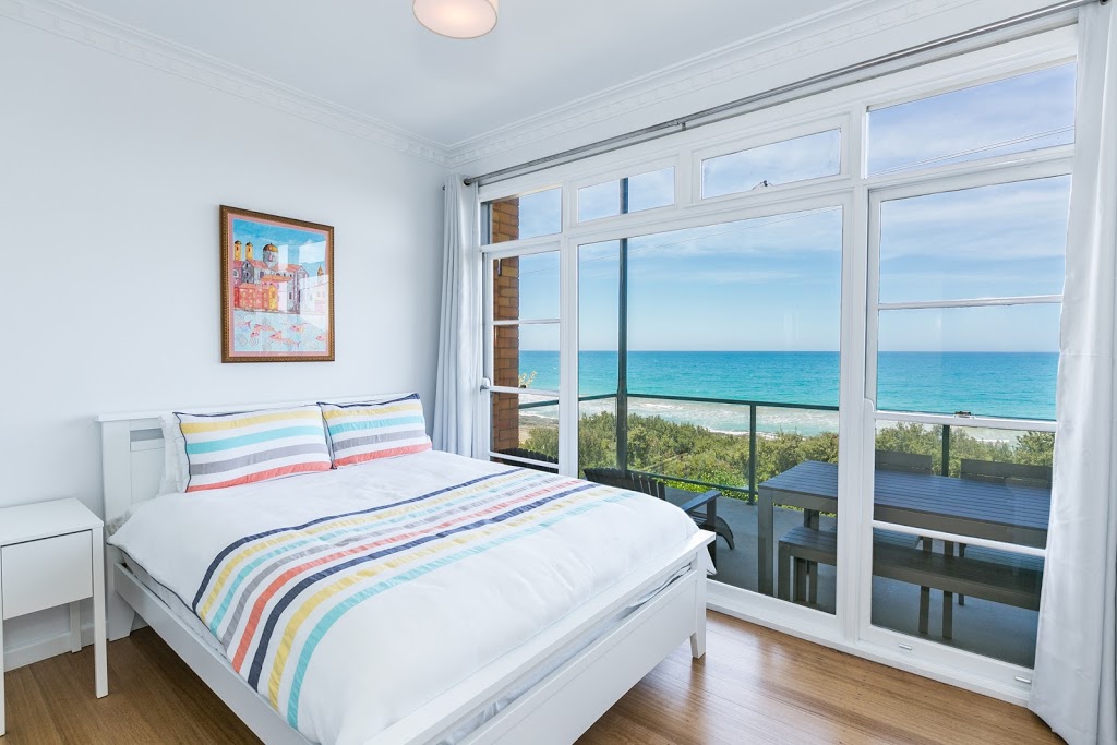 Saltwater - Lorne Holiday Stays | 81 Hall St, Lorne VIC 3232, Australia | Phone: 0497 226 952