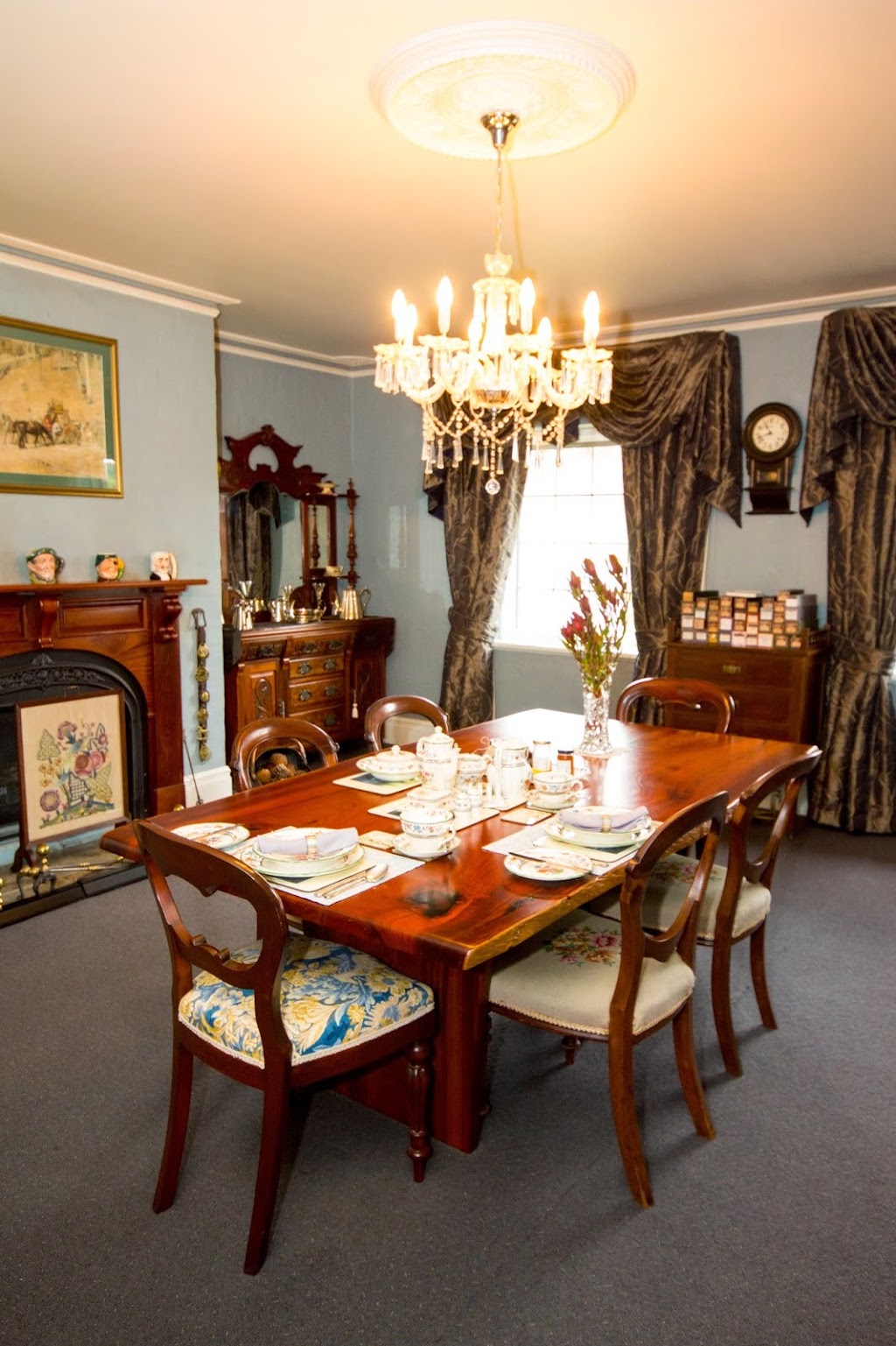 Innkeepers House | 21064 S Western Hwy, Mullalyup WA 6252, Australia | Phone: (08) 9764 1138