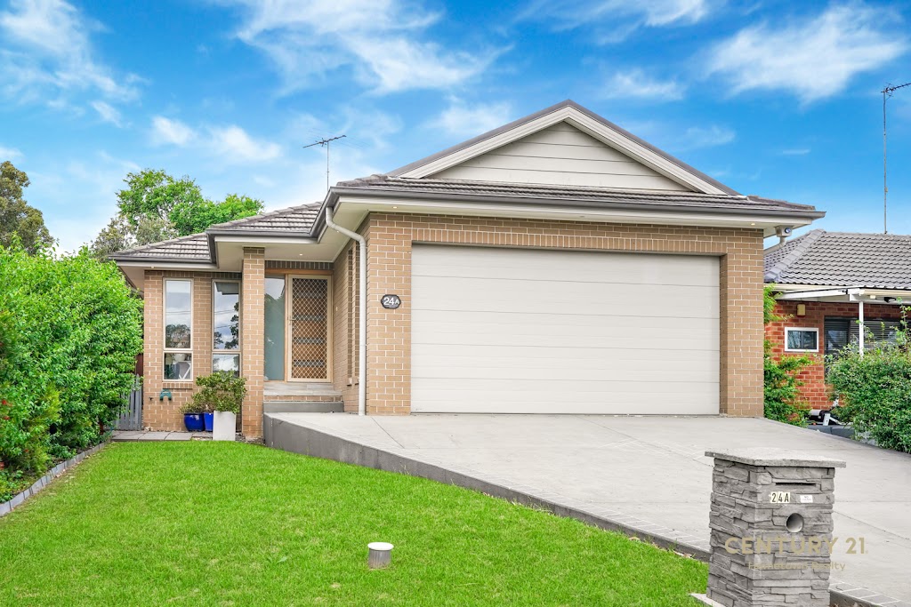 Hometown Property Partners | 26 Garfield Rd E, Riverstone NSW 2765, Australia | Phone: (02) 9627 9001