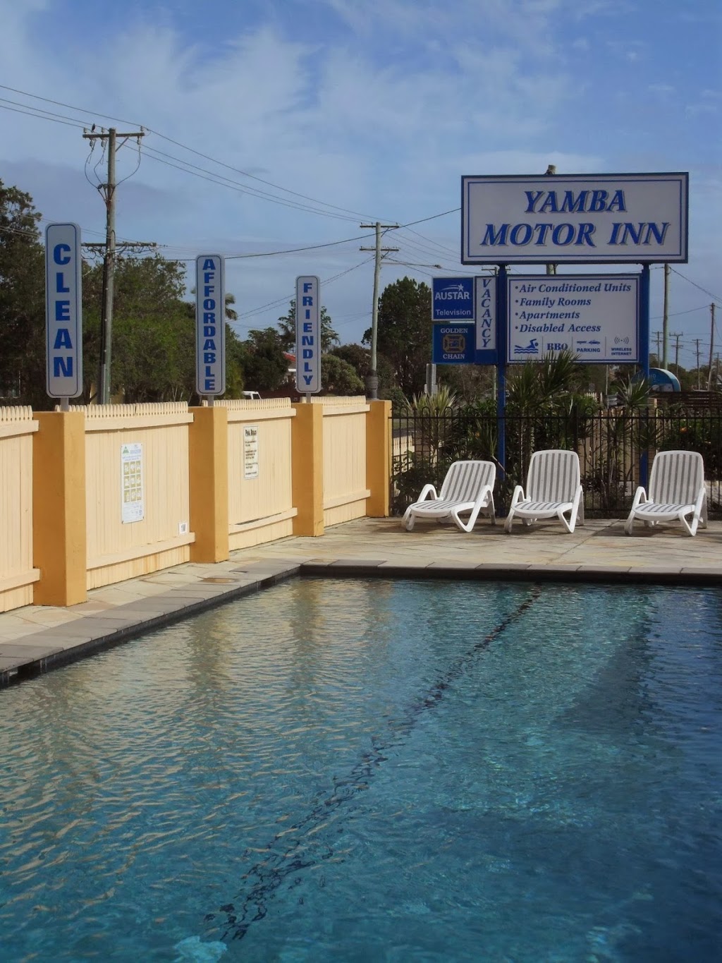 Yamba Motor Inn | lodging | 81 Yamba Rd, Yamba NSW 2464, Australia | 0266461122 OR +61 2 6646 1122