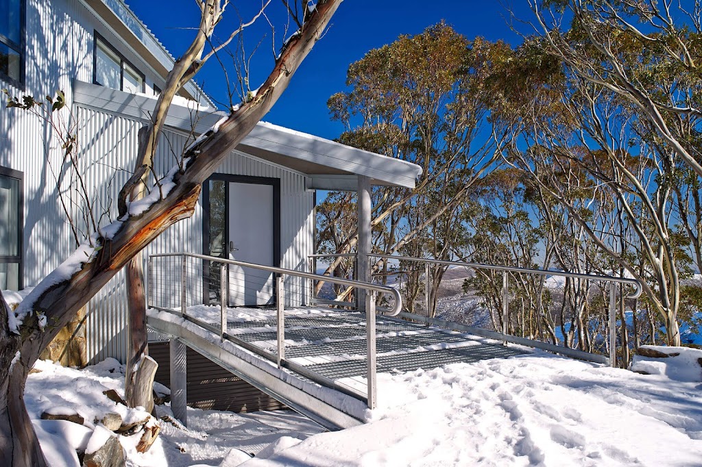 Bright Alpine Builders | 34 Rayner Track, Porepunkah VIC 3740, Australia | Phone: 0418 607 666