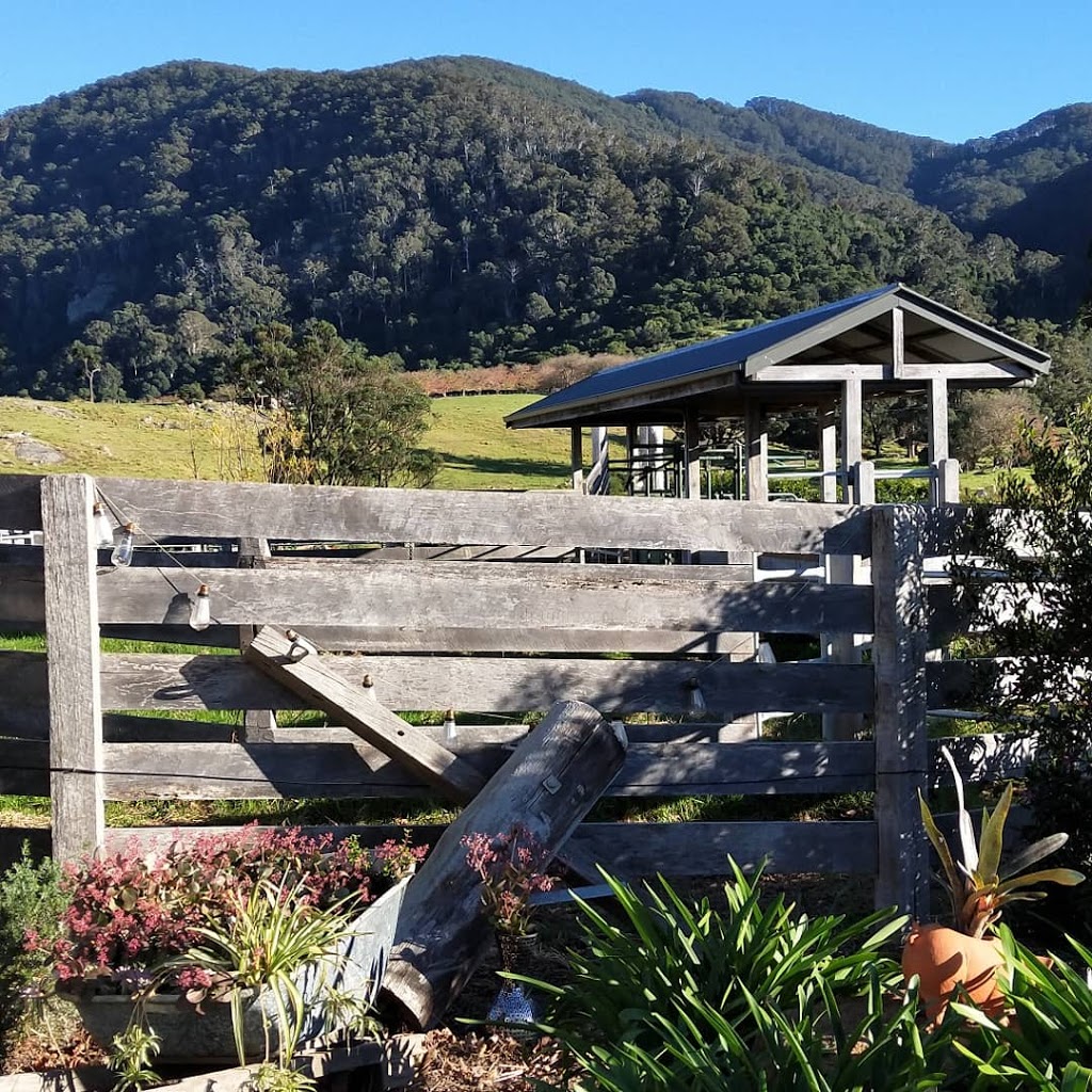 Mountain View Farm | lodging | 11 Mount Dromedary Trail, Tilba Tilba NSW 2546, Australia | 0423025686 OR +61 423 025 686