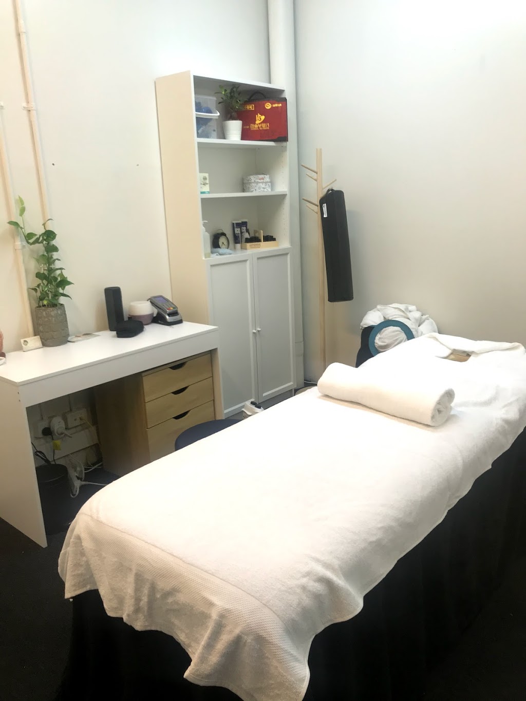 Infiniti Massage | 24 Arco Ln, Heatherton VIC 3202, Australia | Phone: 0412 591 974