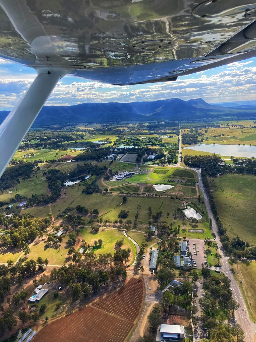 Hunter Valley Scenic Flights | travel agency | 40 Grady Rd, Pokolbin NSW 2320, Australia | 0477634141 OR +61 477 634 141