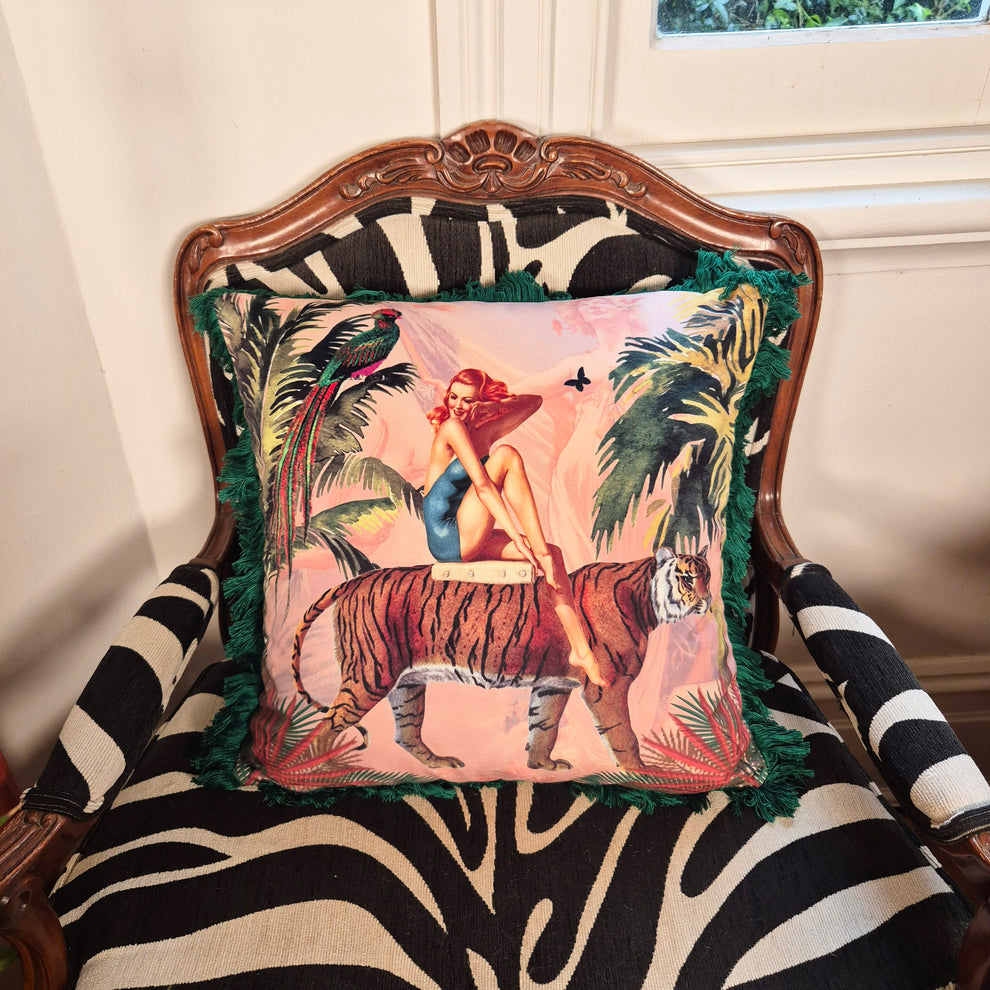 Queen K, Lampshades, Cushions & Wallpaper | 31 Harrow Rd, Bexley NSW 2207, Australia | Phone: 0416 638 558