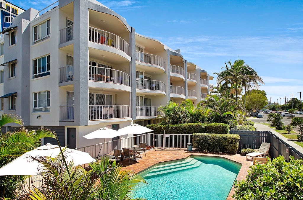 The Beach Houses | lodging | 43 Sixth Ave, Maroochydore QLD 4558, Australia | 0754433049 OR +61 7 5443 3049