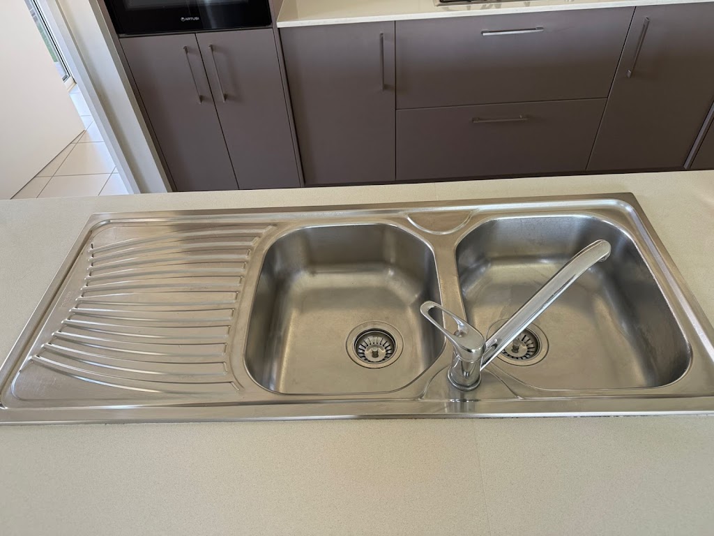 Space Cleaners | 30 Isabella Cres, Glenfield NSW 2167, Australia | Phone: 0492 436 792