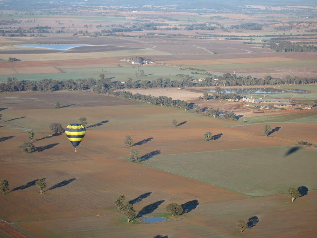 Aussie Balloontrek | 125 Tilga St, Canowindra NSW 2804, Australia | Phone: (02) 6361 2552