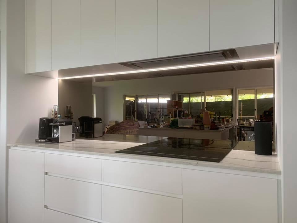 GlazeIt Glass and Screens Pty Ltd | Unit 1/33-41 Geo Hawkins Cres, Bells Creek QLD 4551, Australia | Phone: 0421 810 695