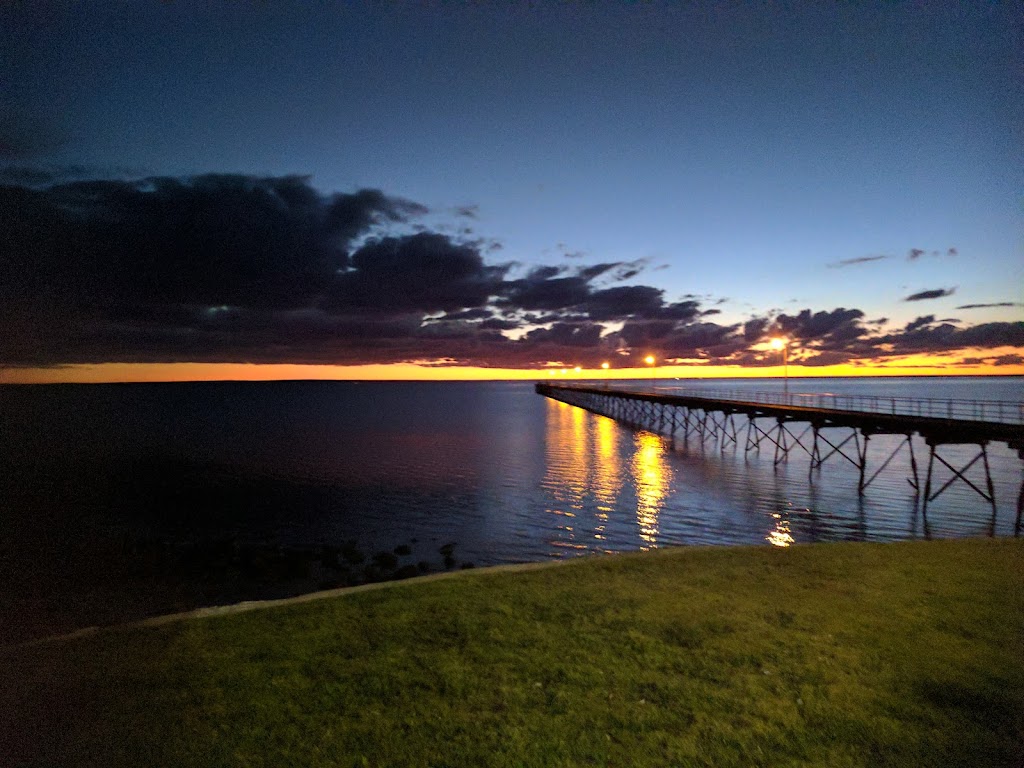 Seaview Cottage Ceduna | 11 Will St, Thevenard SA 5690, Australia | Phone: 0428 250 088