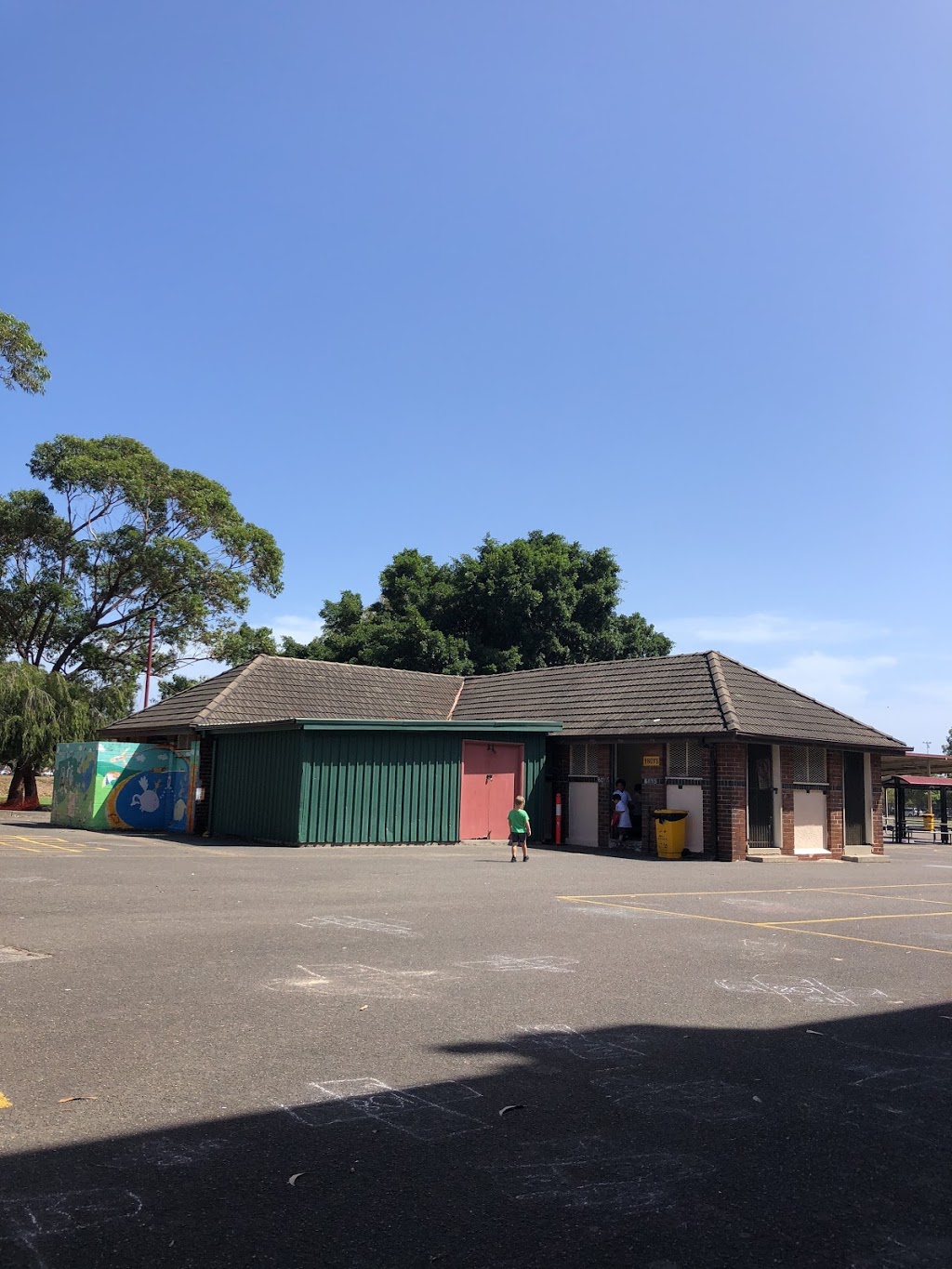 Daceyville Public School | school | Joffre Cres, Daceyville NSW 2032, Australia | 0293491211 OR +61 2 9349 1211