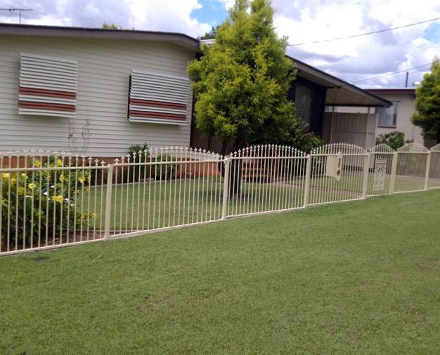 Alligator Gates And Panels | 4/13 Turley St, Raceview QLD 4305, Australia | Phone: (07) 3281 4005