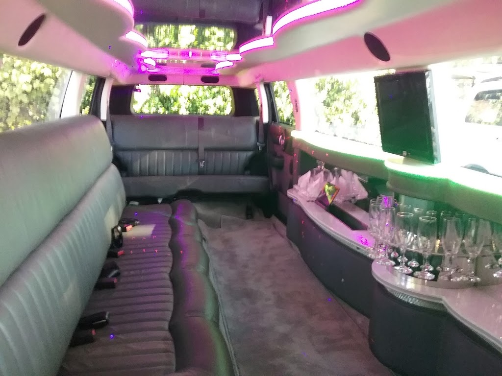 Bling Limousines Hire Perth | travel agency | 8 Mitra Ct, Mullaloo WA 6027, Australia | 0431597137 OR +61 431 597 137