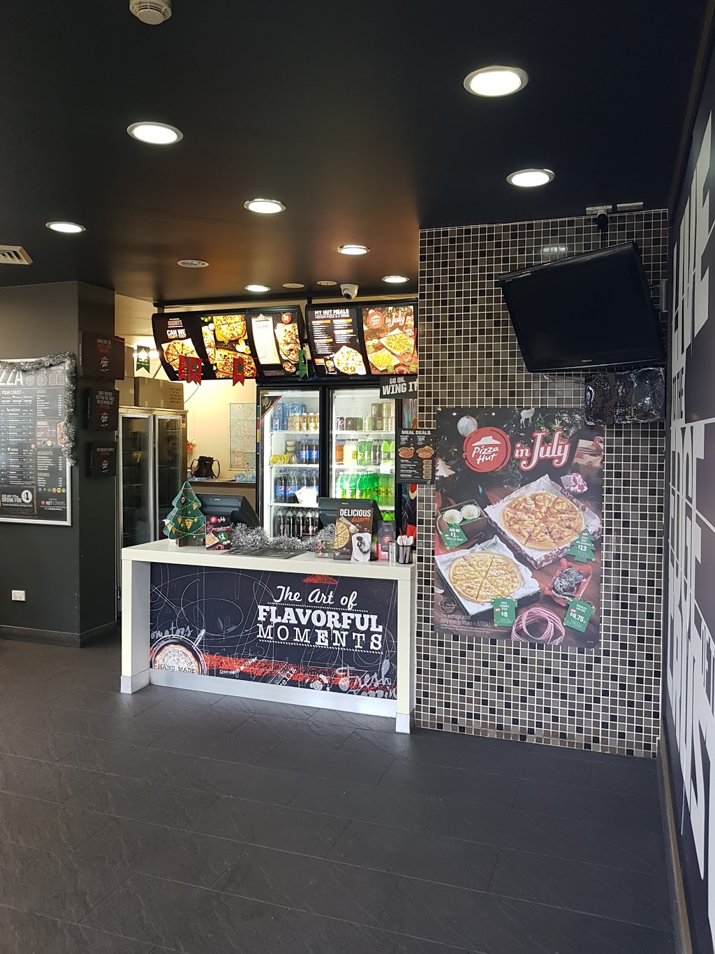 Pizza Hut Frenchs Forest | meal delivery | Shop 2/55 Sorlie Rd, Sydney NSW 2086, Australia | 131166 OR +61 131166