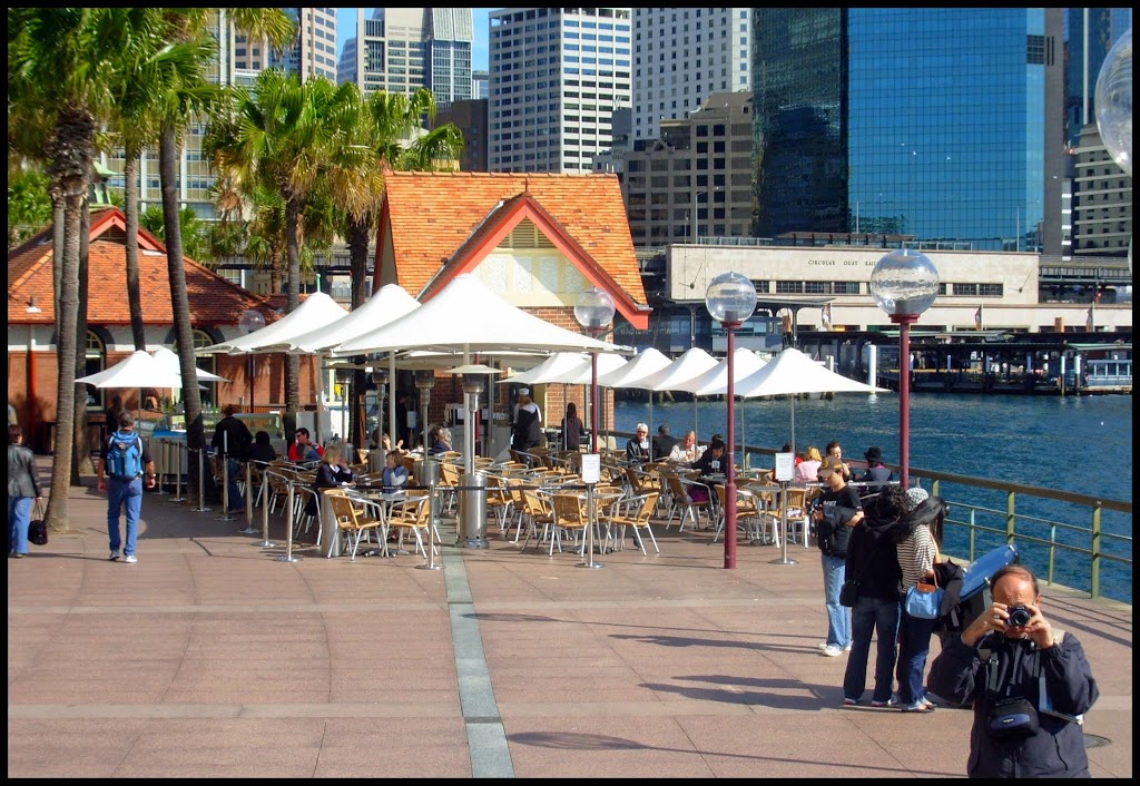 Aria Restaurant Sydney | 1 Macquarie St, Sydney NSW 2000, Australia | Phone: (02) 9240 2255