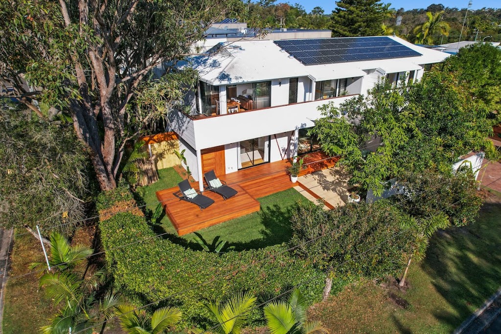 Sandy Bottoms | 46 Banksia Ave N, Noosa Heads QLD 4567, Australia | Phone: 0422 366 449