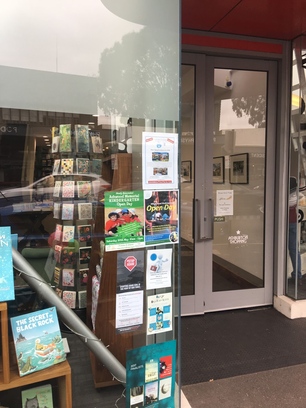 The Leaf Bookshop | 3/283 High St, Ashburton VIC 3147, Australia | Phone: (03) 9885 1900