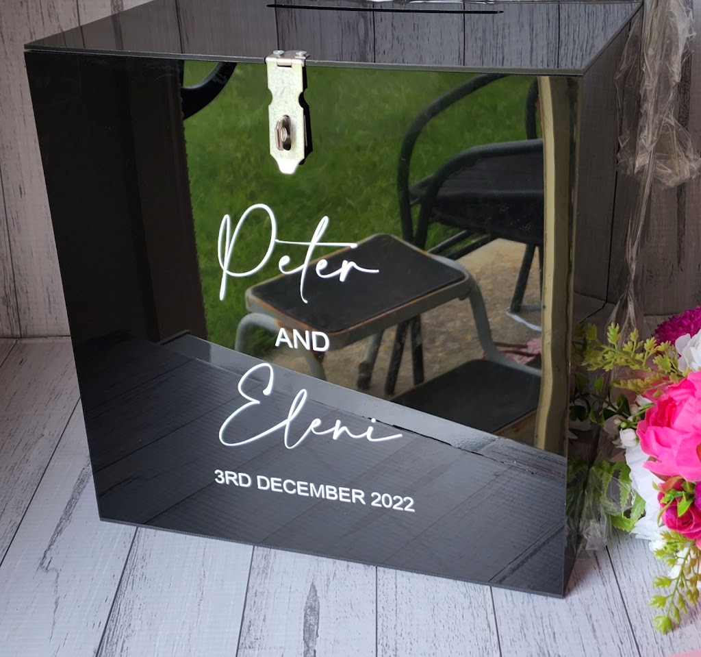 embellishmegiftsbykaren | 5 Tribuzi Cl, Pakenham VIC 3810, Australia | Phone: 0432 195 731