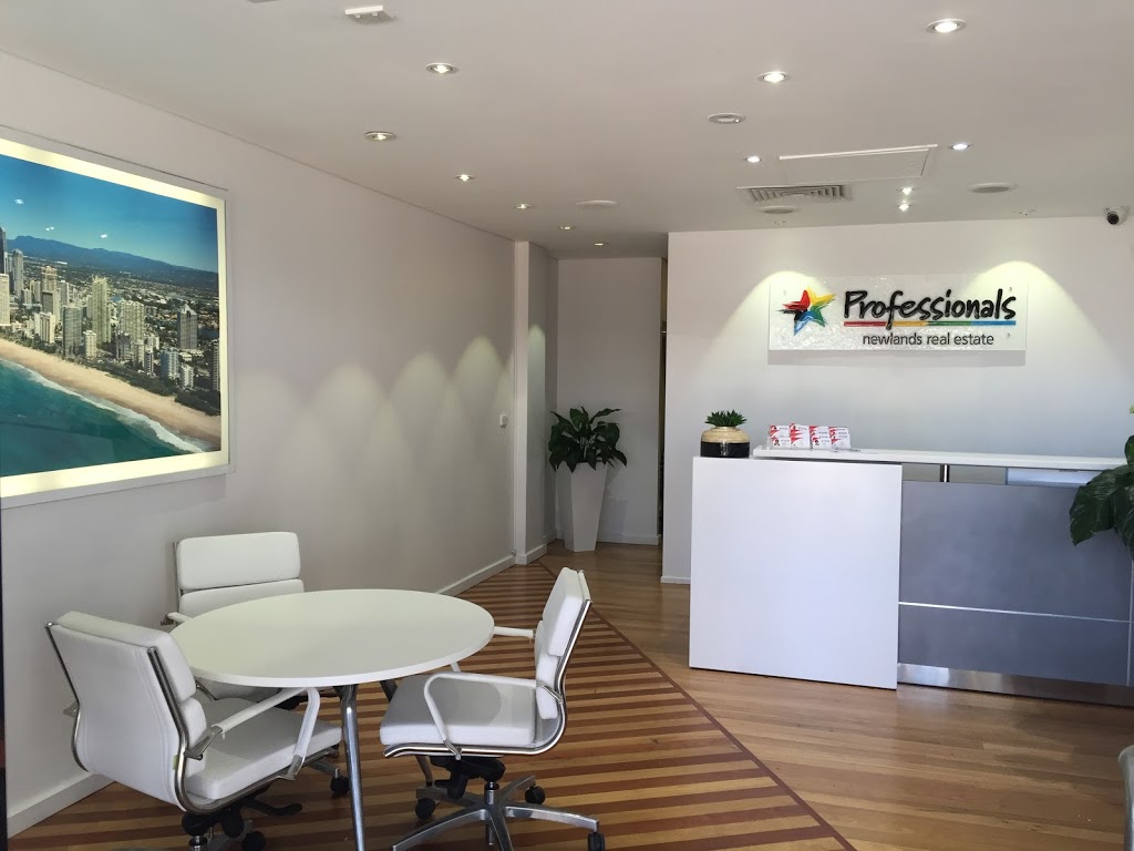 Professionals Surfers Paradise | 2 Elkhorn Ave, Surfers Paradise QLD 4217, Australia | Phone: (07) 5592 1464