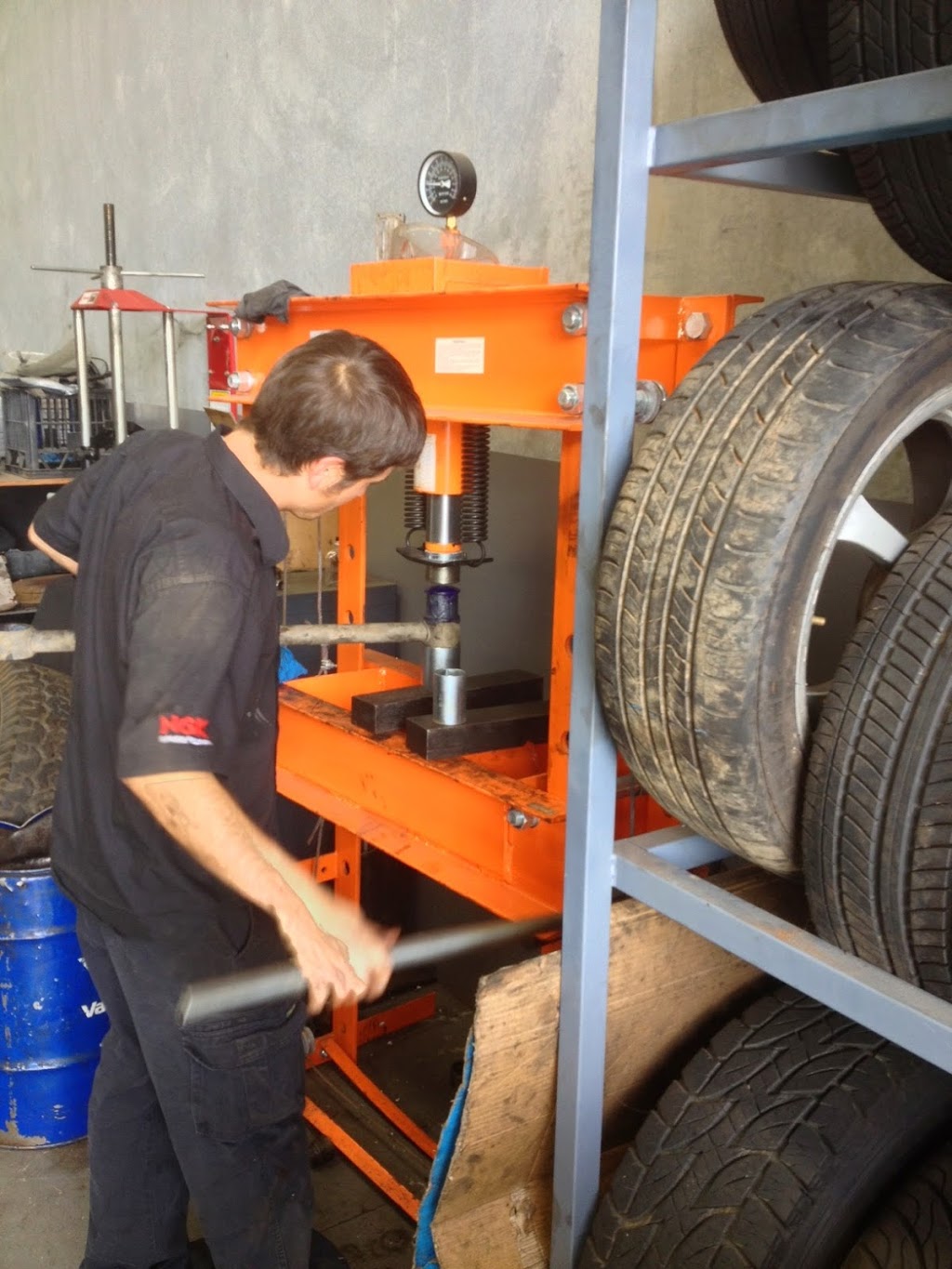 AA Automech PTY Ltd. | car repair | 4/10 Brewers St, Burpengary QLD 4505, Australia | 0738888552 OR +61 7 3888 8552