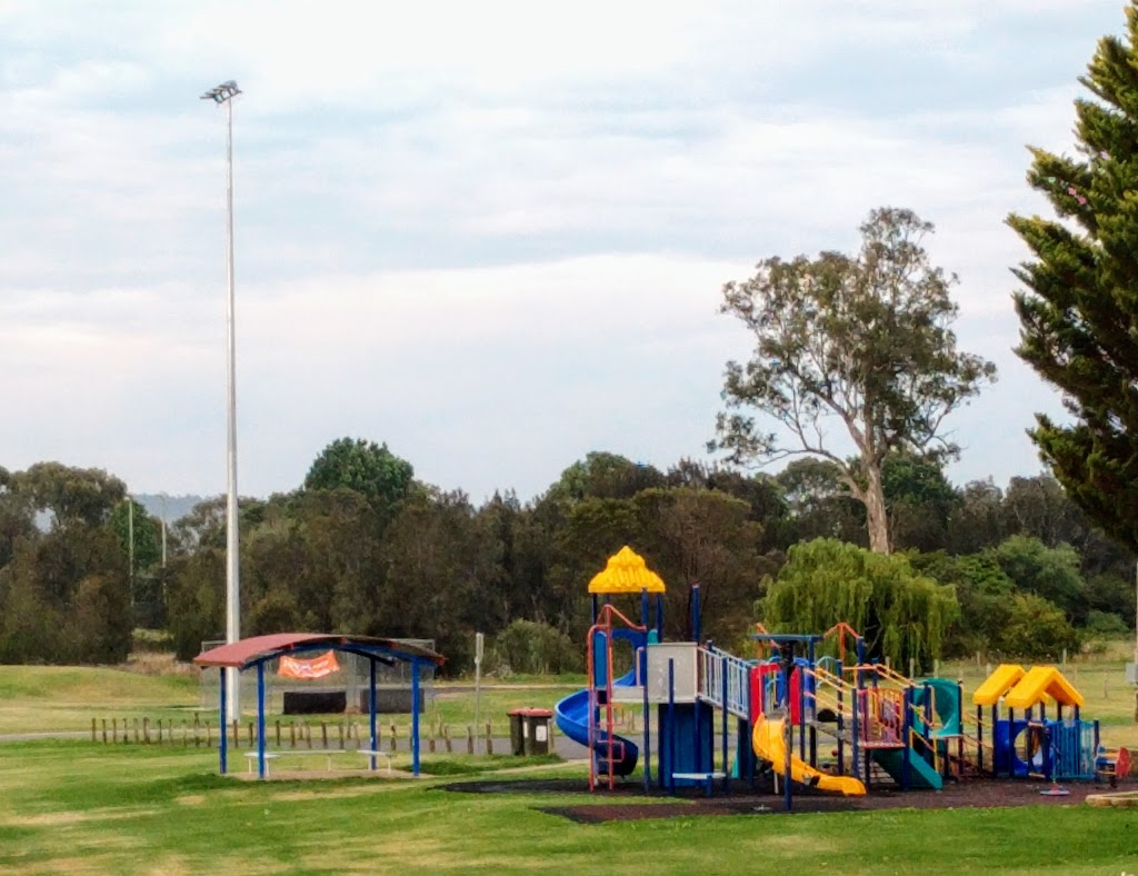 Gundary Oval | park | Campbell St, Moruya NSW 2537, Australia | 0244741027 OR +61 2 4474 1027