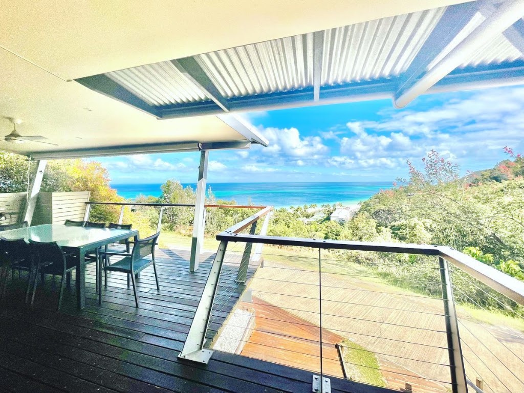Shorebird On Moreton | 4 Trochus Pl, Moreton Island QLD 4025, Australia | Phone: 0400 233 237