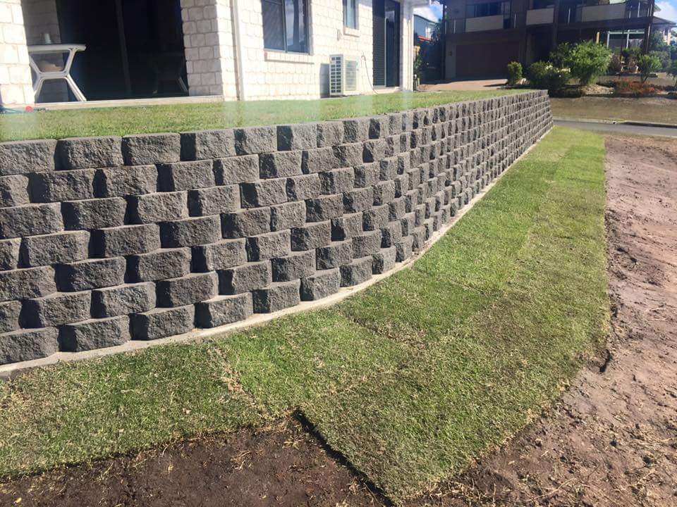 Holders Landscaping | general contractor | Hervey Bay QLD 4655, Australia | 0417767477 OR +61 417 767 477