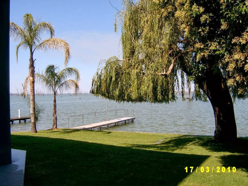 Maison de Papillon | 39 Lang St, Mulwala NSW 2647, Australia | Phone: 0409 198 813