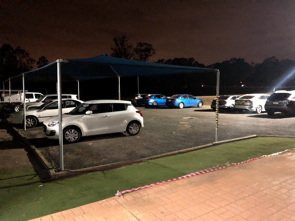 Llandilo Golf Driving Range |  | AU, Llandilo, Lot 5 Ninth Ave, Llandilo NSW 2747, Australia | 0247293737 OR +61 2 4729 3737