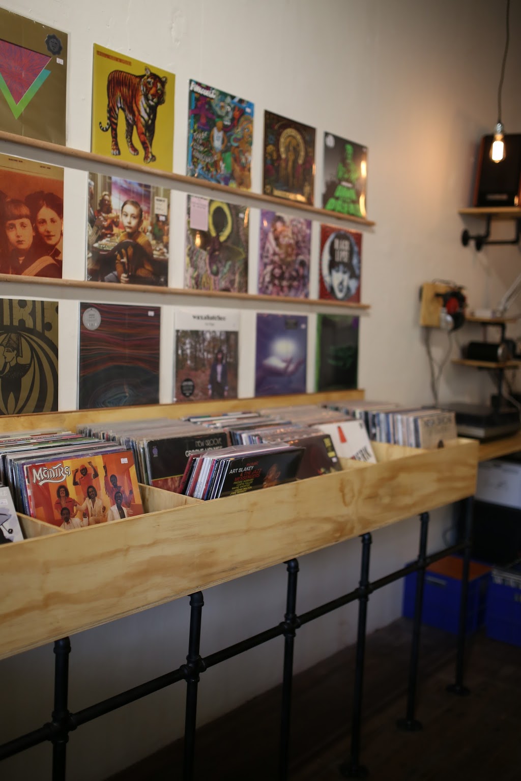 Halcyon Daze Records | 498a King St, Newtown NSW 2042, Australia | Phone: (02) 9565 1804