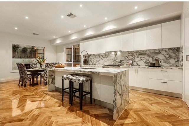 Alburni Kitchen Design | 5/4 Metrolink Cct, Campbellfield VIC 3061, Australia | Phone: 0434 431 940