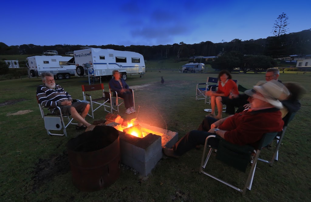 Beachcomber Holiday Park | campground | Blackfellows Point Rd, Potato Point NSW 2545, Australia | 0244735312 OR +61 2 4473 5312