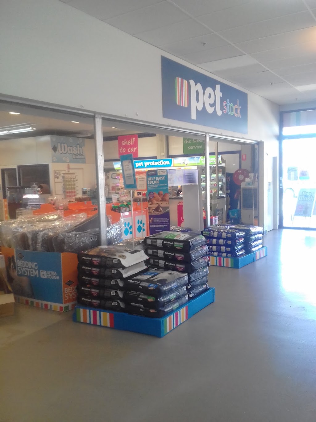 PETstock Vermont South | pet store | 60/495-511 Burwood Hwy, Vermont South VIC 3133, Australia | 0398865712 OR +61 3 9886 5712