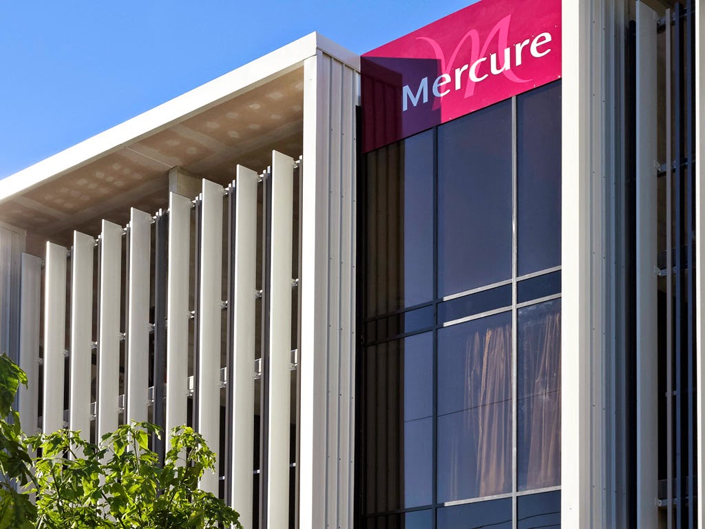 Mercure Gladstone | lodging | Cnr Bell and O Connell Street, Barney Point QLD 4680, Australia | 0749798200 OR +61 7 4979 8200